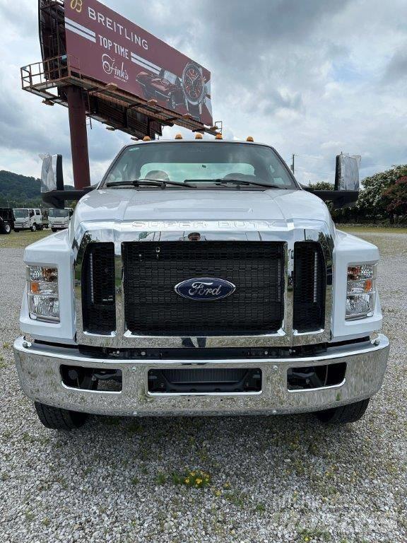Ford F 750 Camiões de chassis e cabine