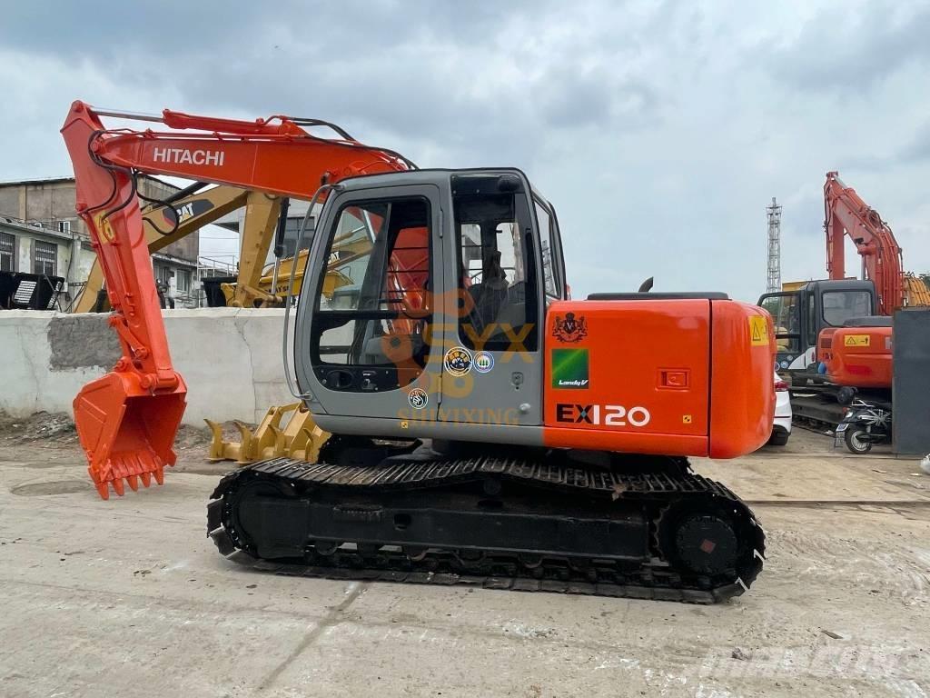 Hitachi EX 120 Escavadoras de rastos
