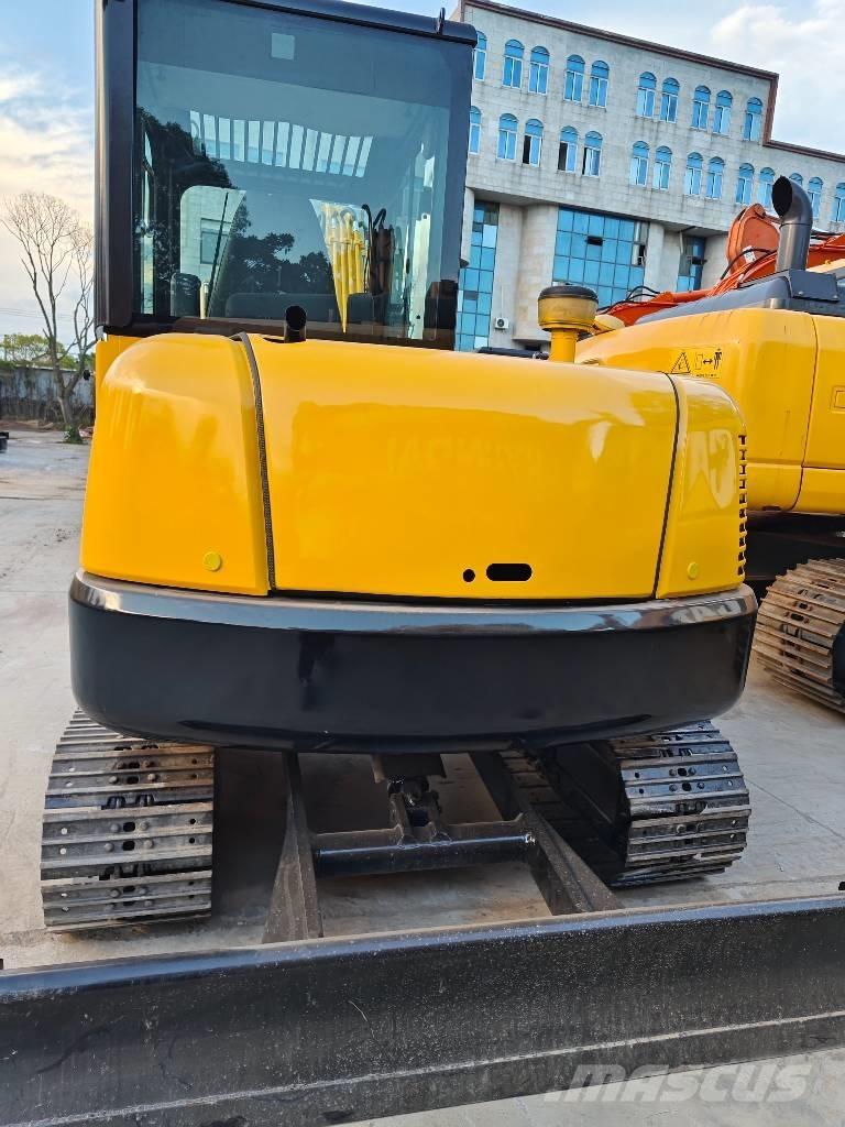 Komatsu PC 56 Mini Escavadoras <7t