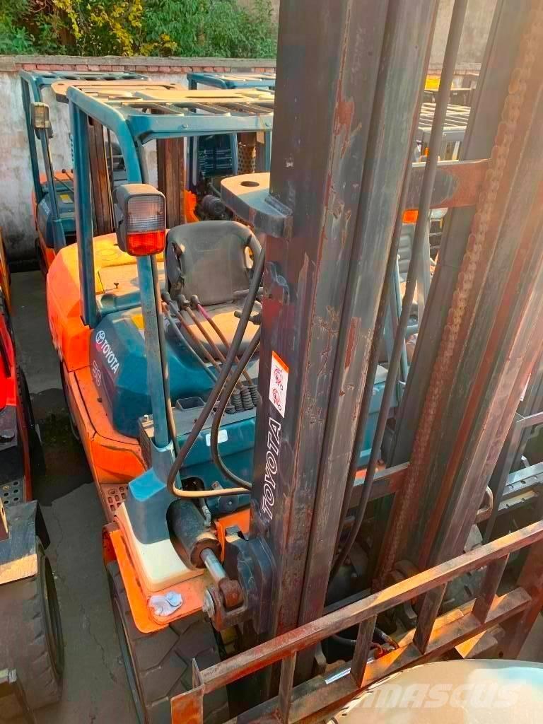 Toyota 7 FDA 50 Empilhadores Diesel