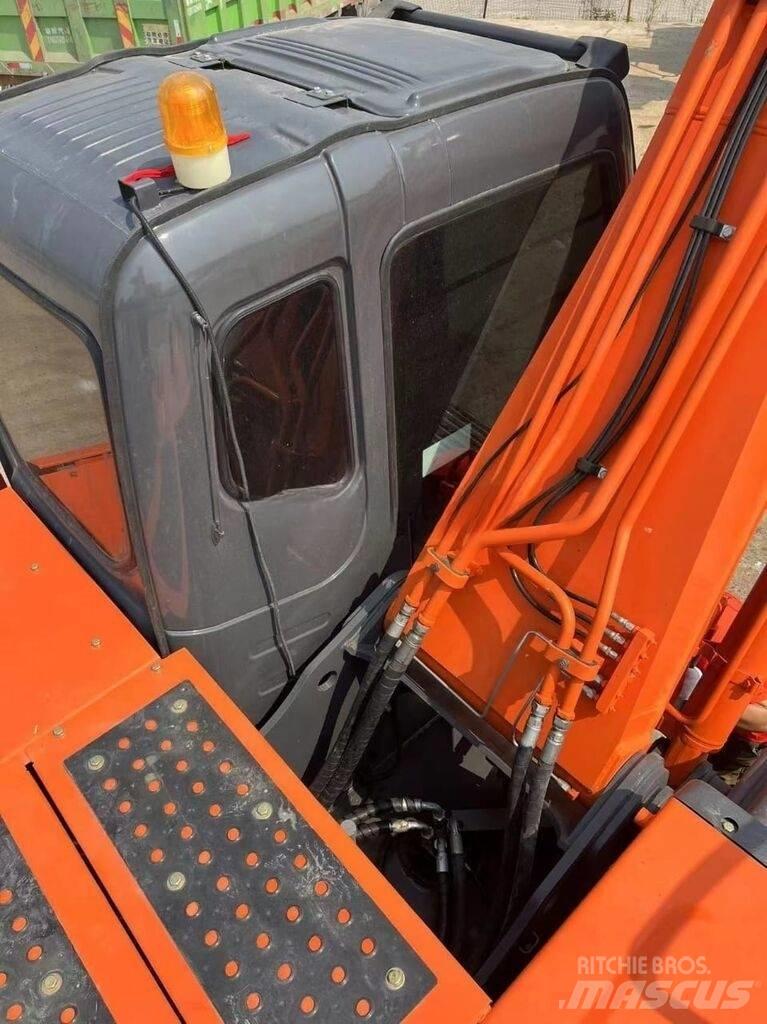 Hitachi ZX 200 Escavadoras de rastos