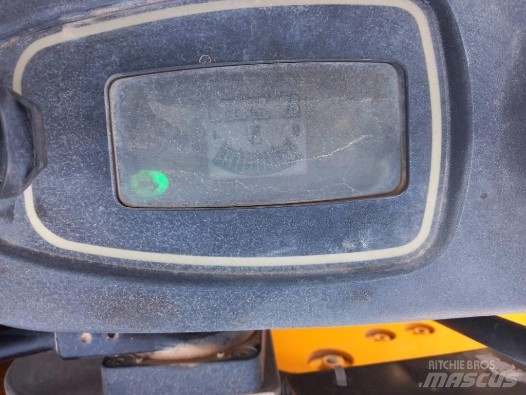 JCB 8030 ZTS Mini Escavadoras <7t