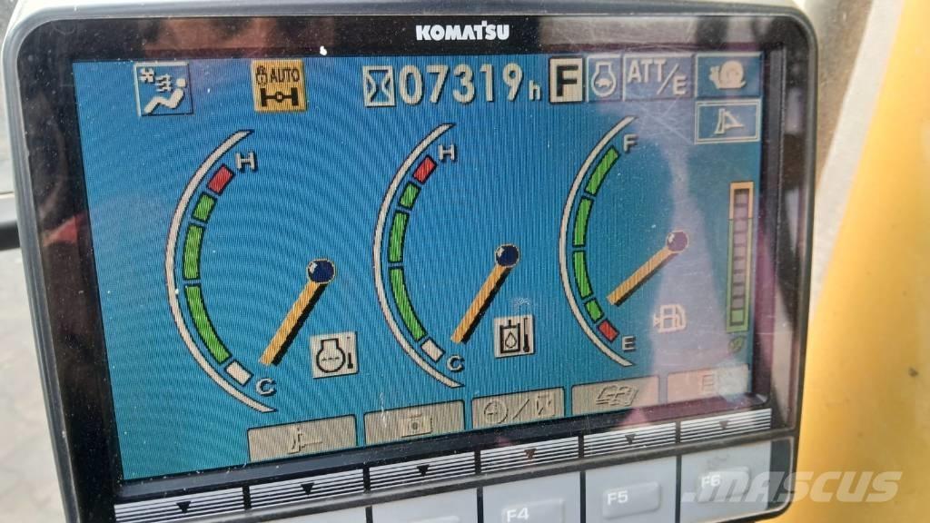 Komatsu PW 148-8 Escavadoras de rodas