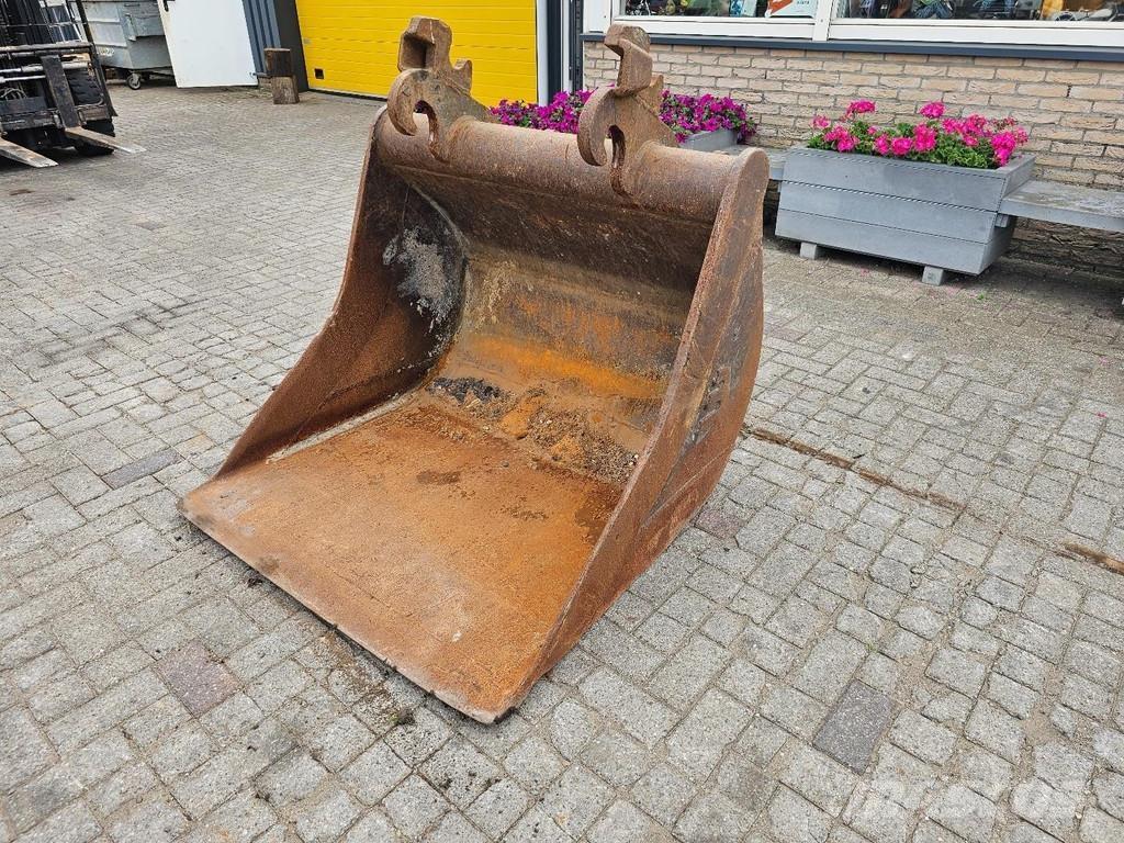  Onbekend Dieplepel Baldes