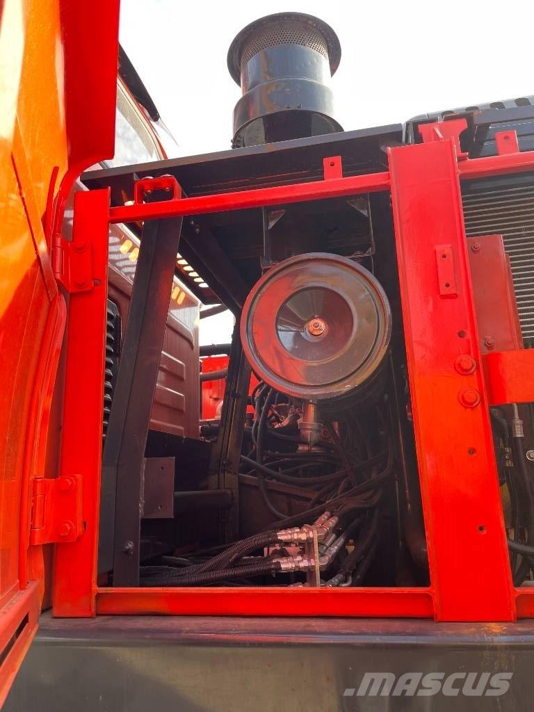 Doosan DX 225 LCA Escavadoras de rastos