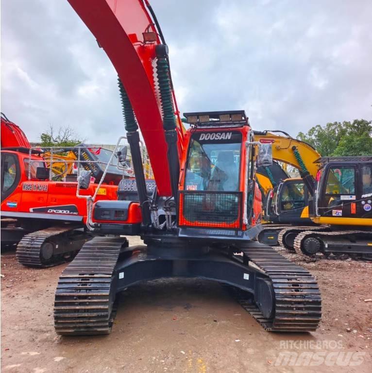 Doosan DX 300 LC Escavadoras de rastos