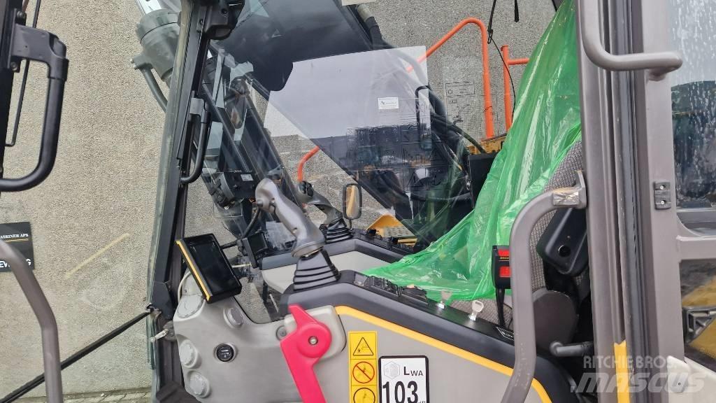 Volvo EC 250 EL Escavadoras de rastos