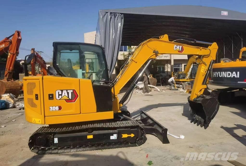 CAT 306 Mini Escavadoras <7t