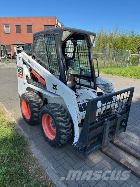 Bobcat S 130 Carregadoras de direcção deslizante