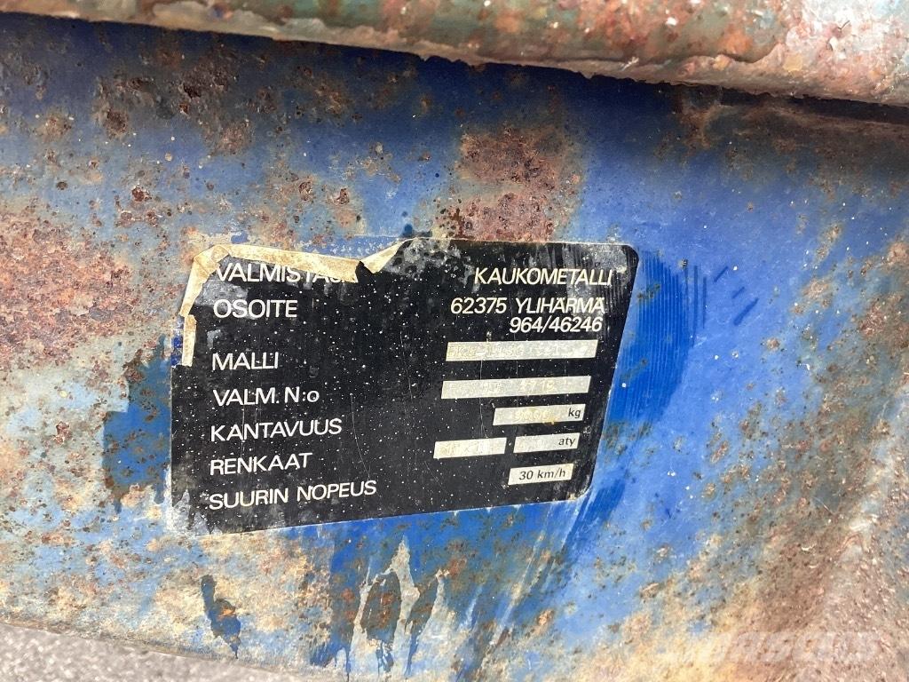 Eka-Taso perävaunu Outros reboques agricolas