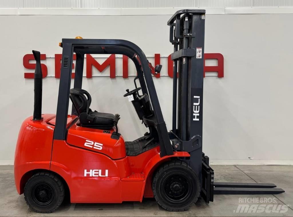 Heli 10052 - FD25G Empilhadores Diesel