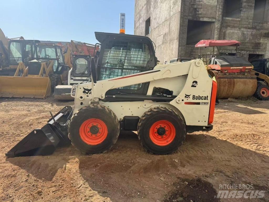 Bobcat S 630 Carregadoras de direcção deslizante