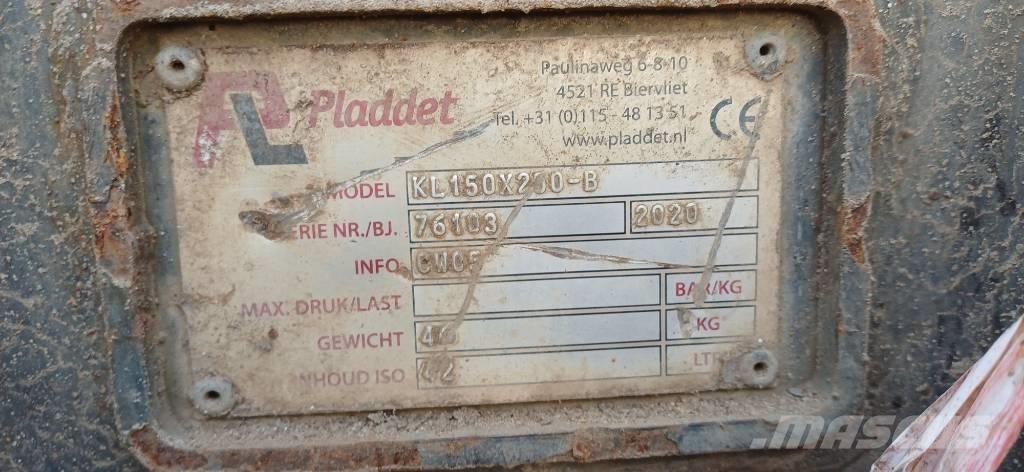 CAT 302.7 CR Mini Escavadoras <7t