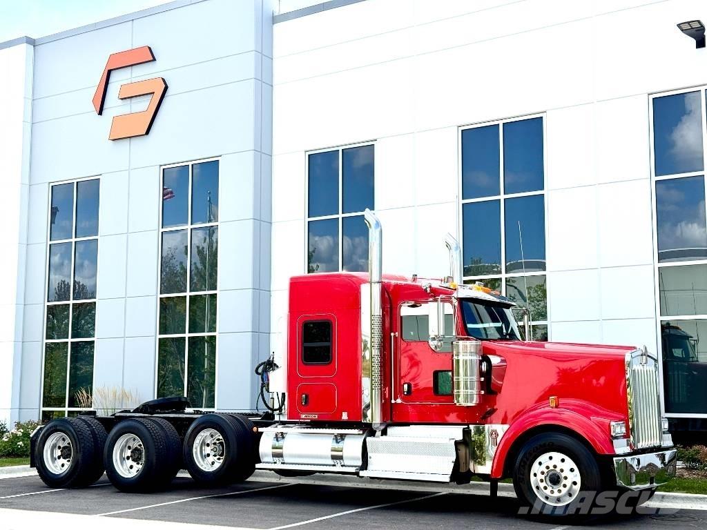 Kenworth W 900 Tractores (camiões)