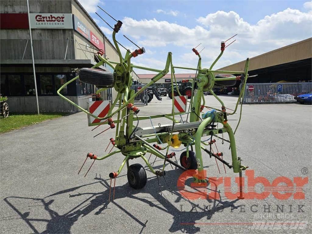 CLAAS Volto 550 HR Ancinho virador