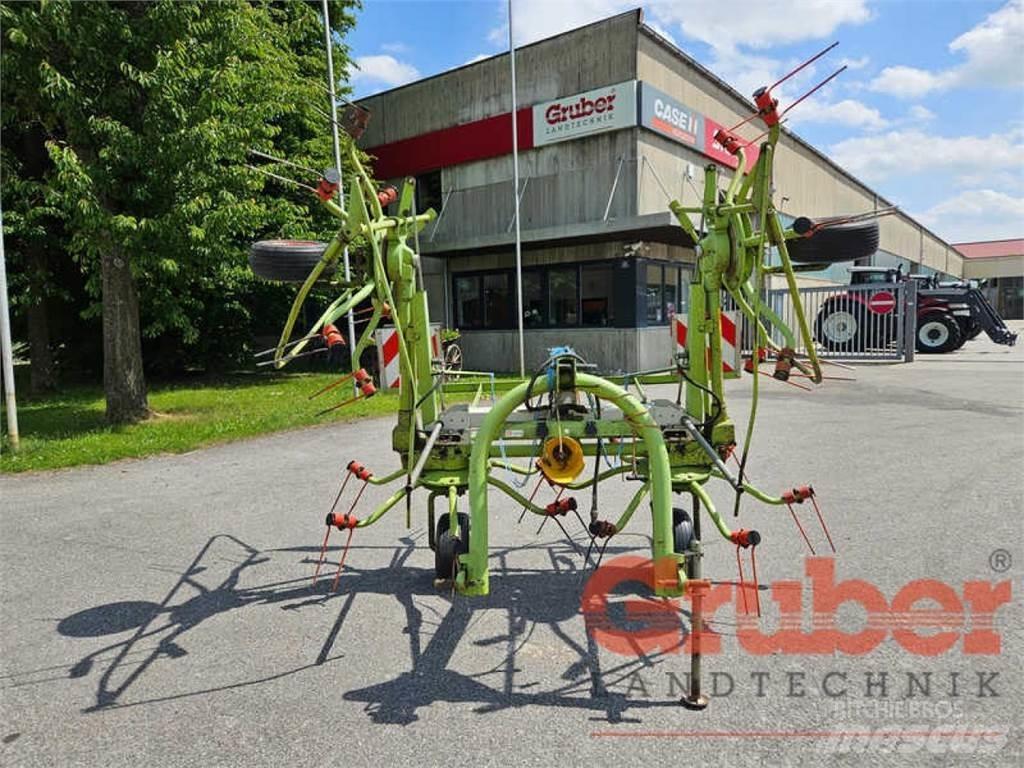 CLAAS Volto 550 HR Ancinho virador