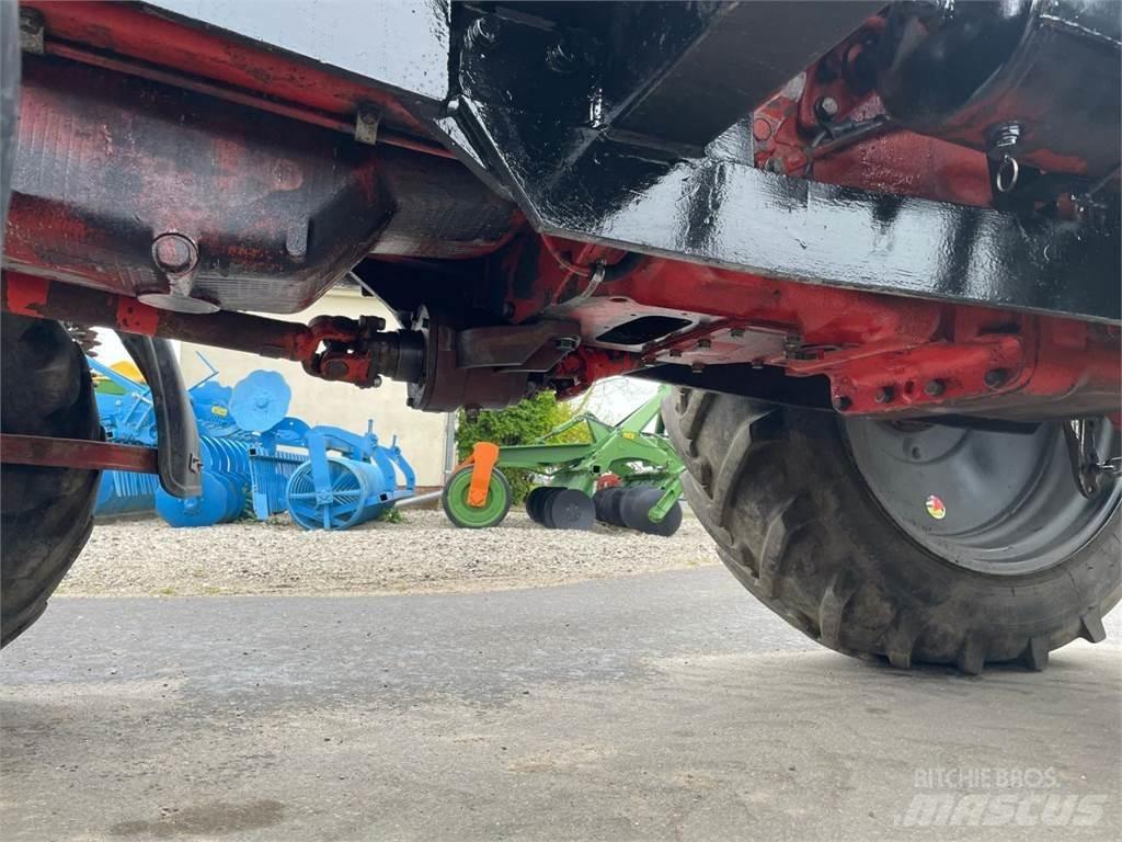 Belarus MTS 82 + FL Tratores Agrícolas usados