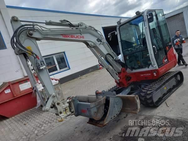 Takeuchi TB 240 DPF Mini Escavadoras <7t