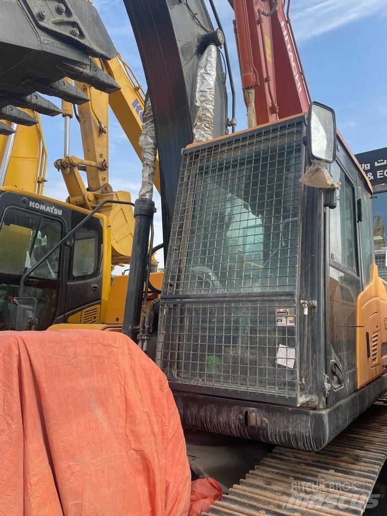 Hyundai HX225S L Escavadoras de rastos