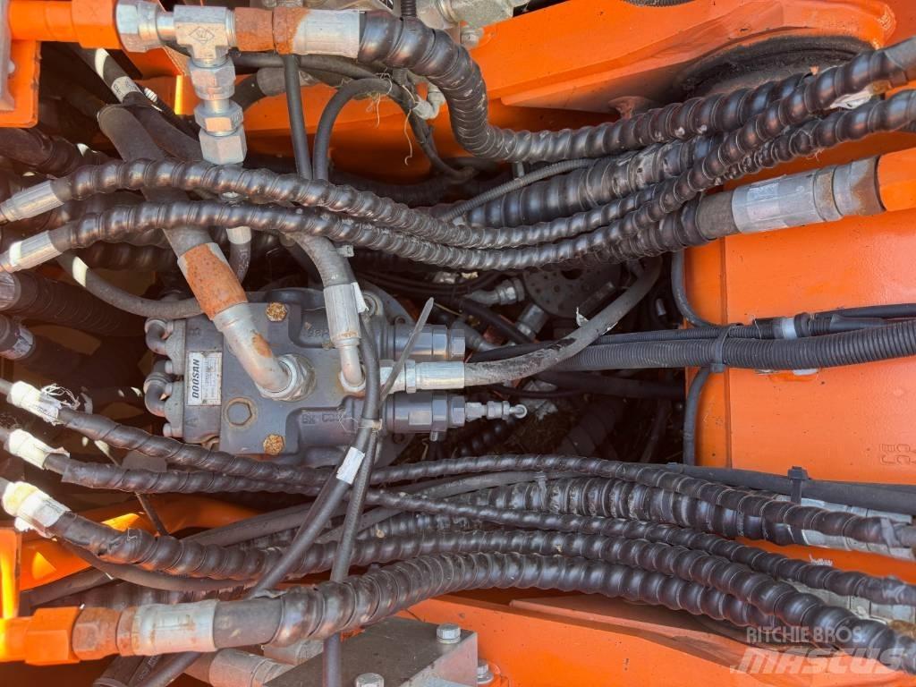 Doosan DX 170 W Escavadoras de rodas