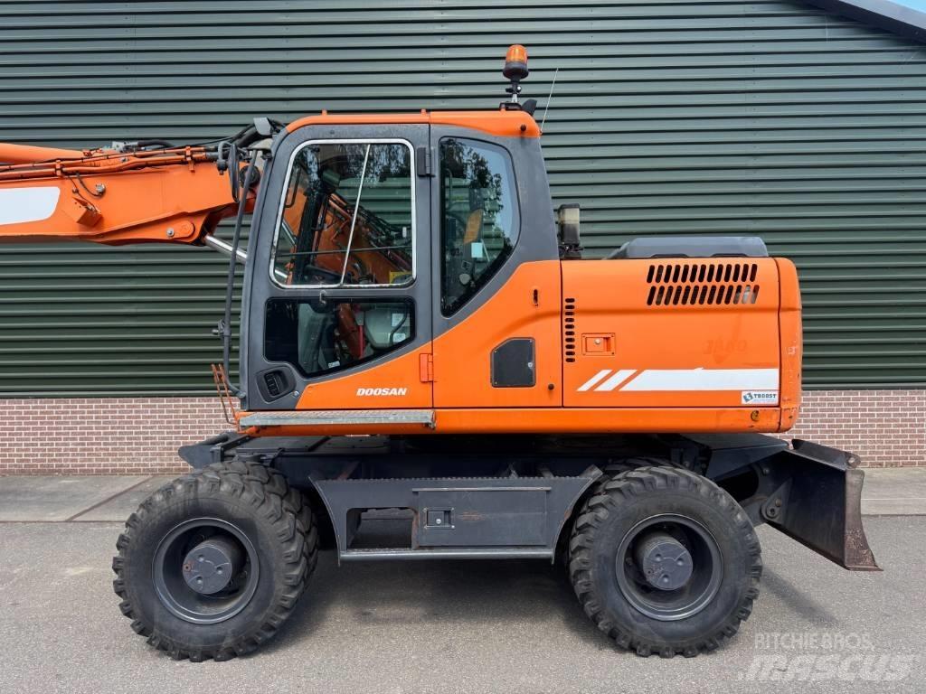 Doosan DX 170 W Escavadoras de rodas