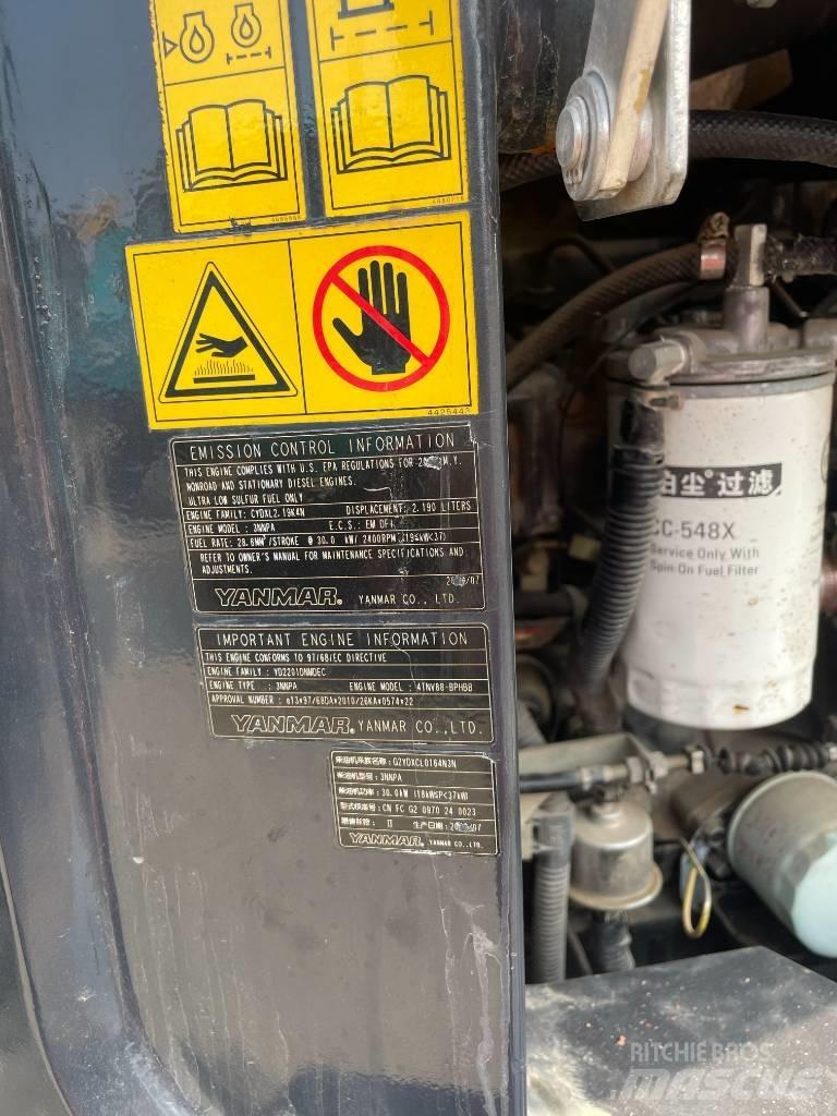 Hitachi ZX 55 Mini Escavadoras <7t