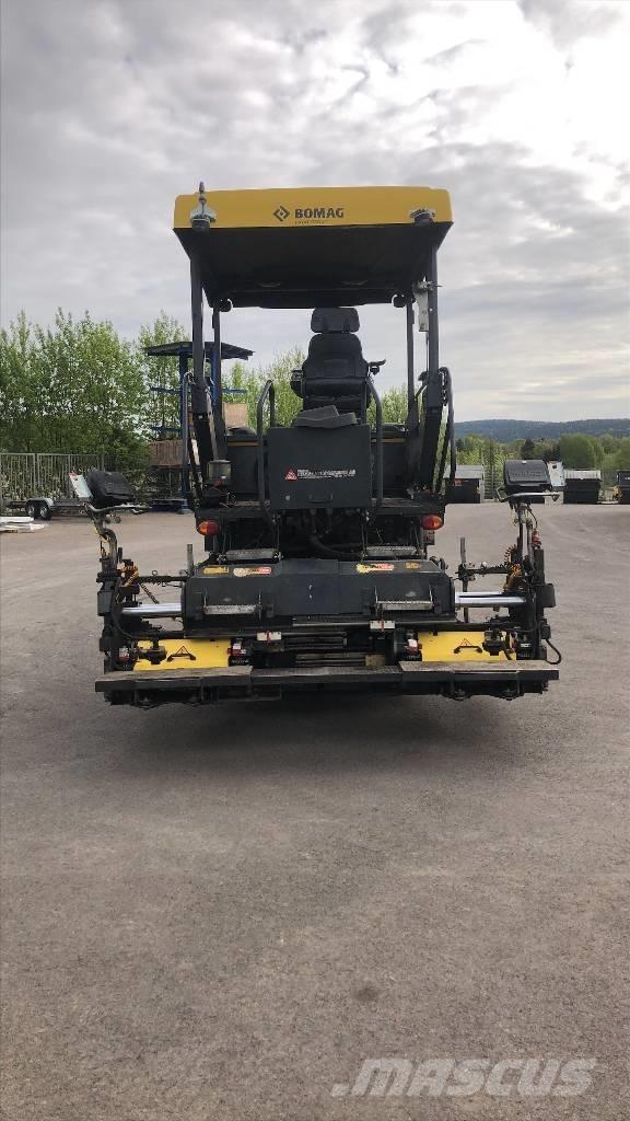 Bomag BF 300 P-2 Pavimentadoras de asfalto