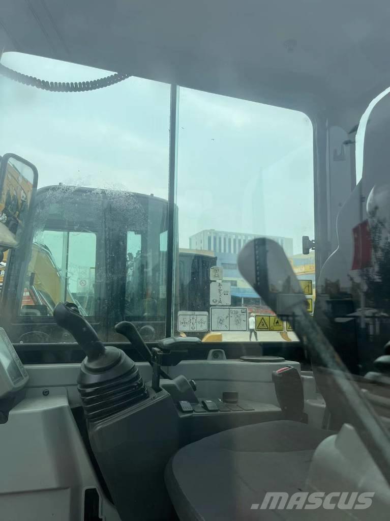 CAT 303.5 E CR Mini Escavadoras <7t