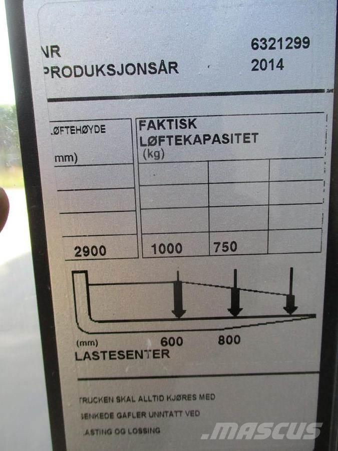 BT SWE 100 Empilhador para operador externo