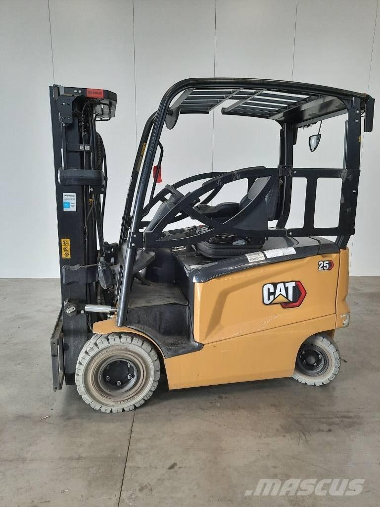 CAT EP25CN Empilhadores eléctricos