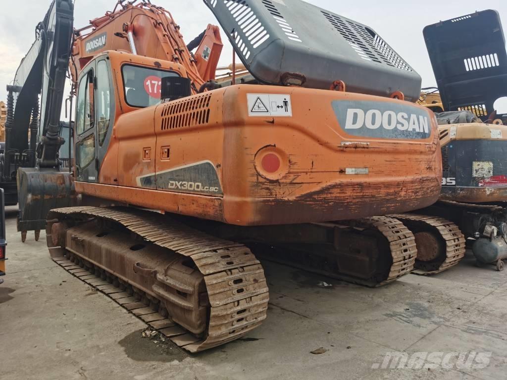 Doosan DX300LC-9C Escavadoras de rastos