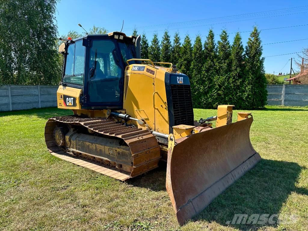CAT D 4 K 2 LGP Dozers - Tratores rastos