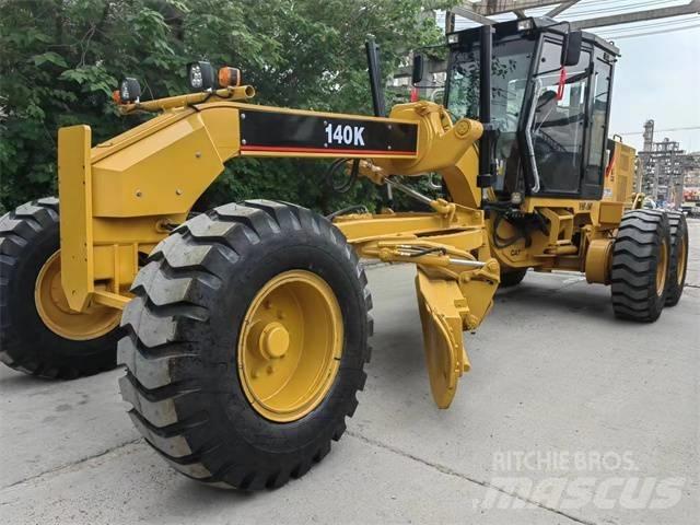 CAT 140 K Motoniveladoras