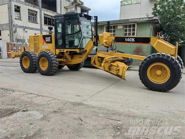 CAT 140 K Motoniveladoras