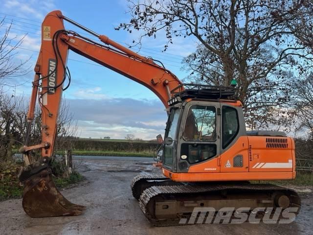 Doosan DX 140 LC Escavadoras de rastos