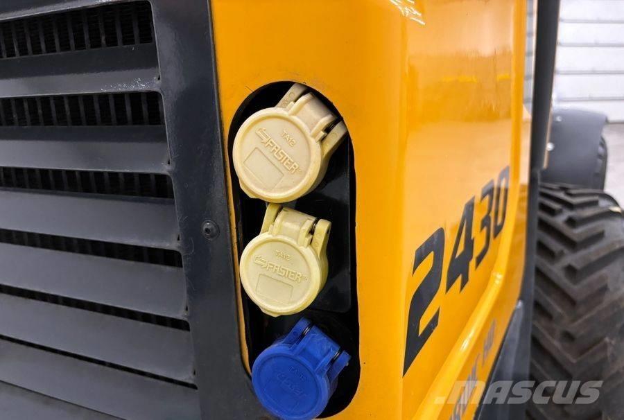 Schäffer 2430 HD Carregadoras de direcção deslizante