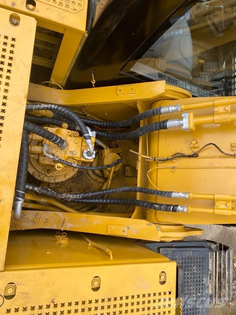 CAT 330 D Escavadoras de rastos