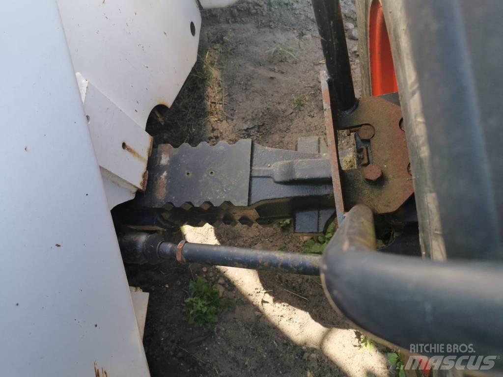 Bobcat T40140 2002r Retroescavadoras