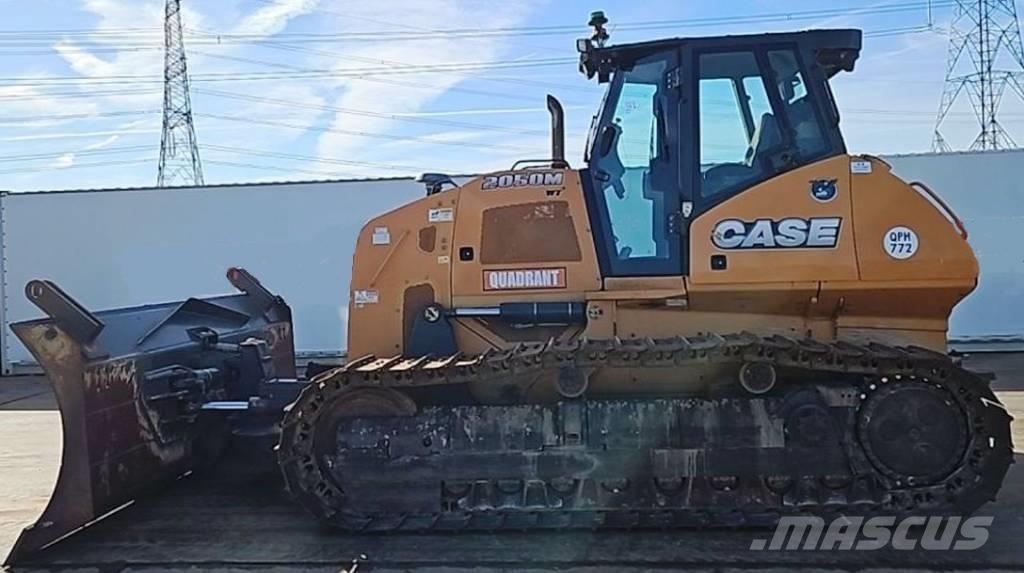 CASE 2050 M Dozers - Tratores rastos