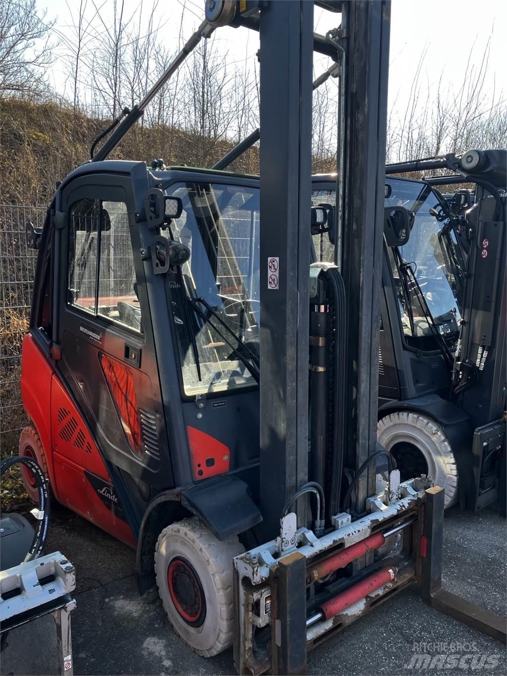 Linde H25T Empilhadores a gás