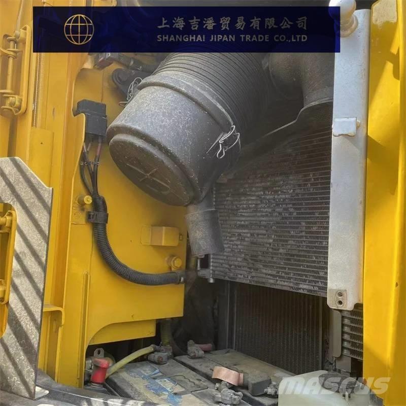 Komatsu PC 138 US Escavadoras Midi 7t - 12t