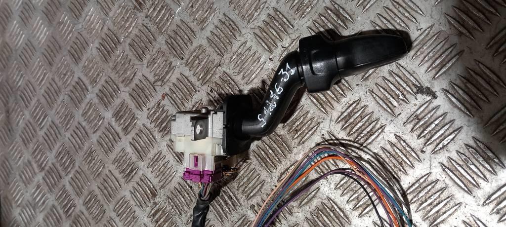 Scania R 440    1858200 Cabines e interior