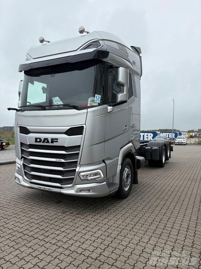 DAF XG+ 530 FAS Camiões de chassis e cabine