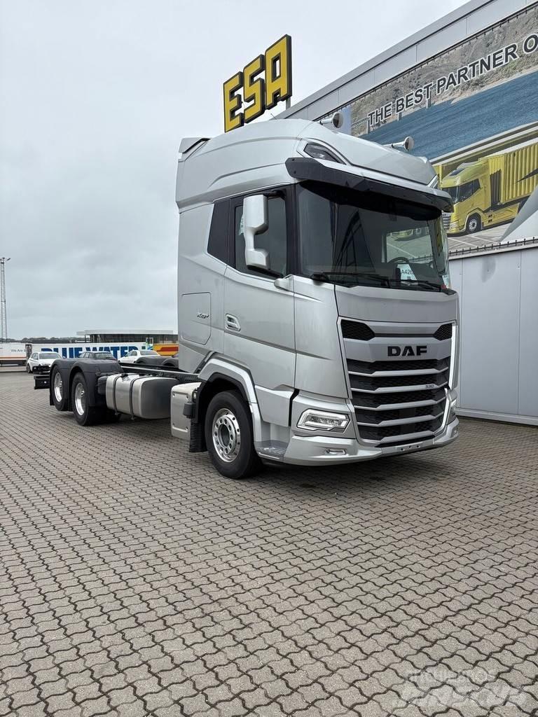 DAF XG+ 530 FAS Camiões de chassis e cabine