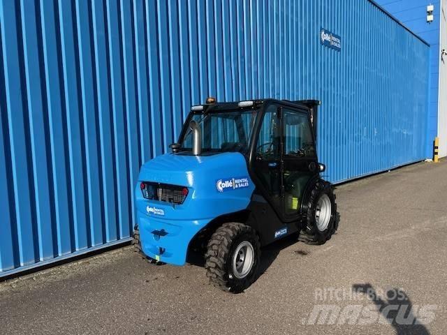 Manitou MC25-4 Manipuladores telescópicos
