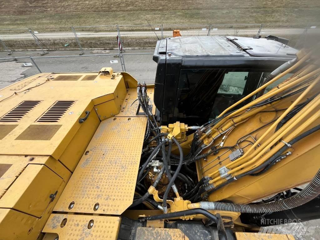 CAT 330 Escavadoras de rastos