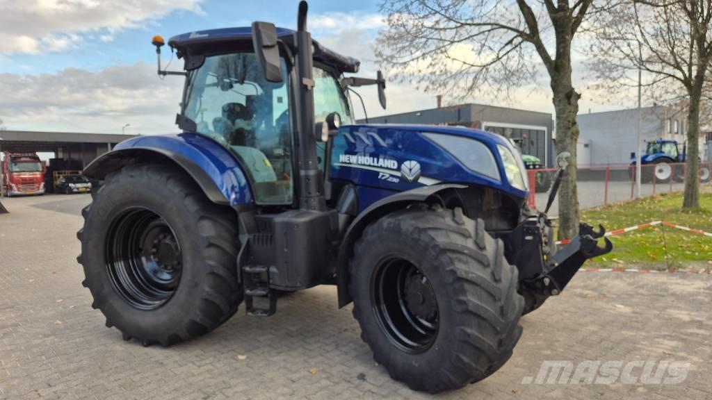 New Holland T 7.230 Tratores Agrícolas usados