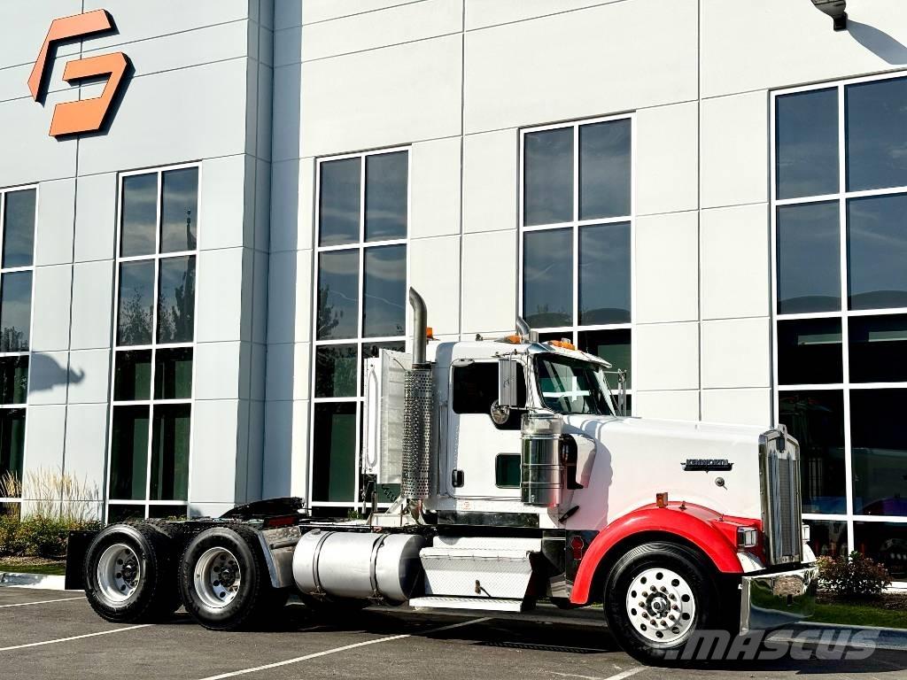 Kenworth W 900 Tractores (camiões)