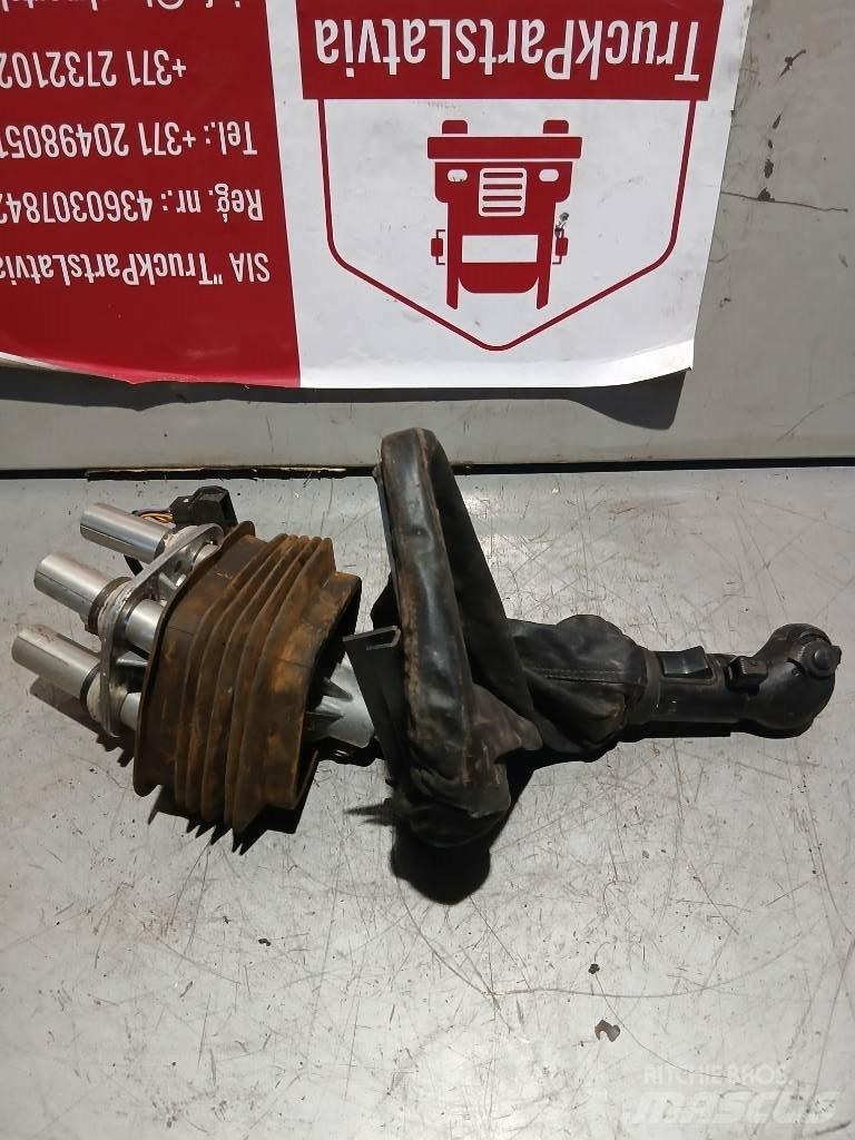 MAN TGA    81326056111 Cabines e interior