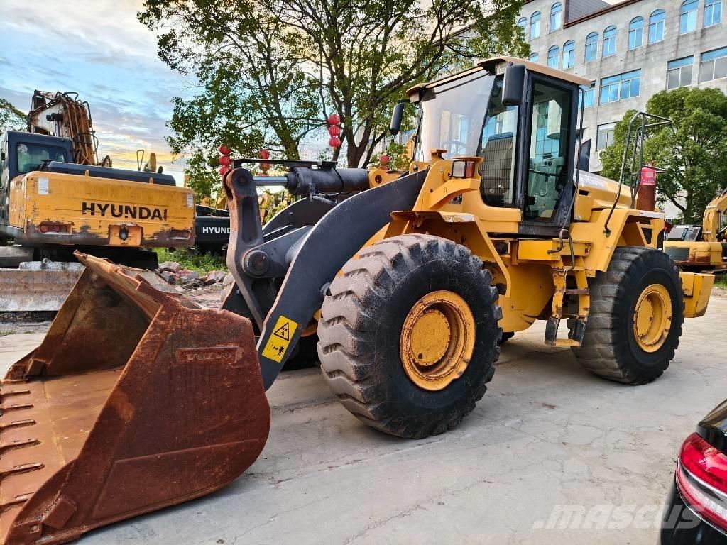 Volvo L 120 Pás carregadoras de rodas